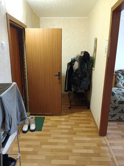 Продам 1 комн квар. 9-43, 3 этаж.