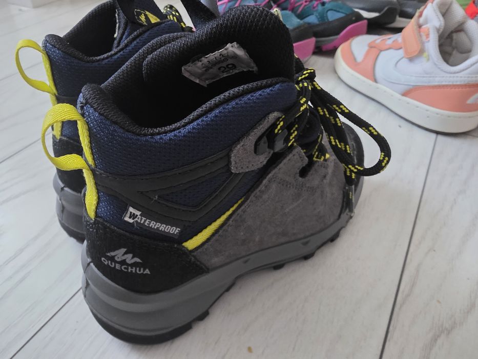 Bocanci drumetie copii Quechua Waterproof marimea 29