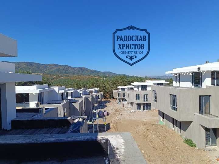 Продава се Къща в София, Манастирски ливади - 338 кв.м за 1680 €/кв.м - Снимка #1