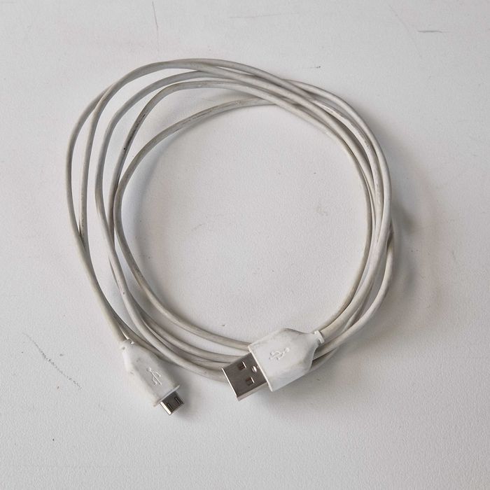 Кабел micro USB / мрежово зарядно с micro USB