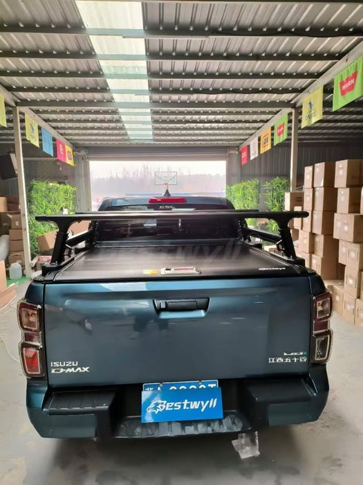 Ролета крышка кузова ISUZU D-MAX  ручная и электрическая.