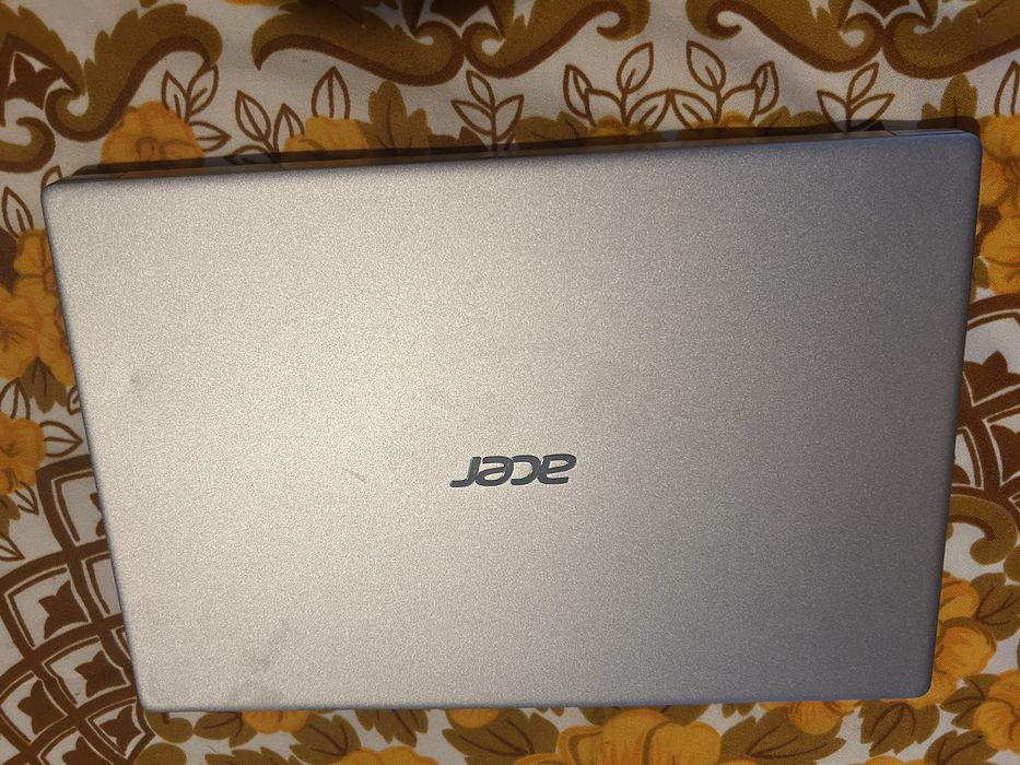 Лаптоп Acer Swift