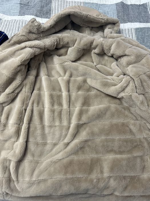 Продам зимнюю куртку-шубу