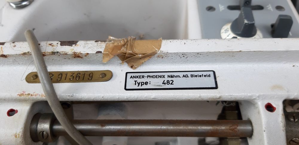 Стара Шевна машина Phoenix universa