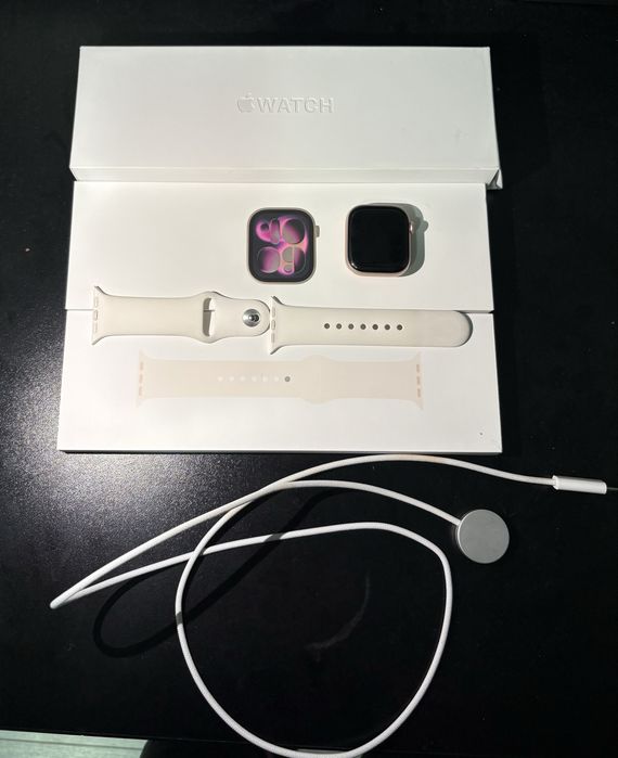 Apple Watch 11 GPS + Cellular