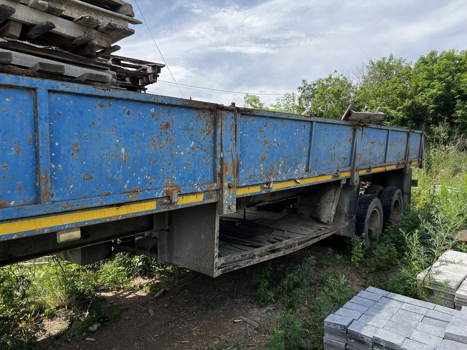 Продам прицеп Камаз