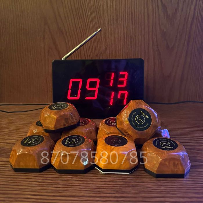 Продам систему вызова официанта. Табло+ кнопки+ часы