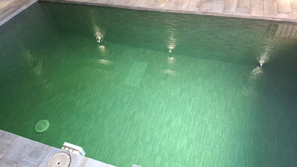 Обслуживание бассейнов