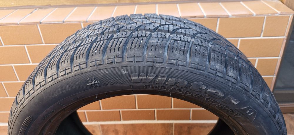 Зимни гуми TIGAR 215/50R17