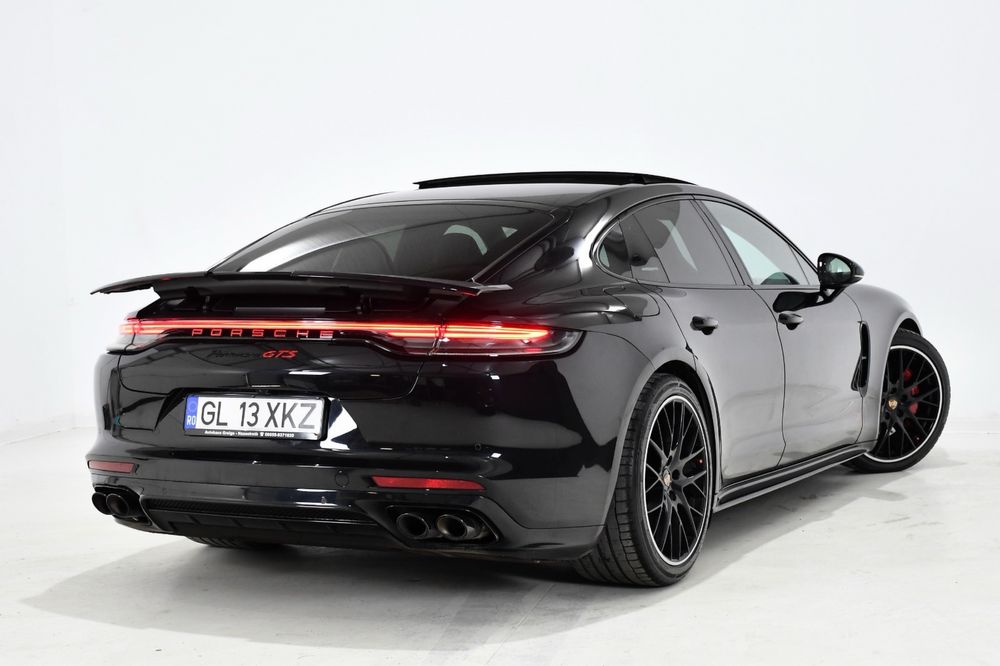 Porsche Panamera GTS / Facelift / 2021 / 4.0