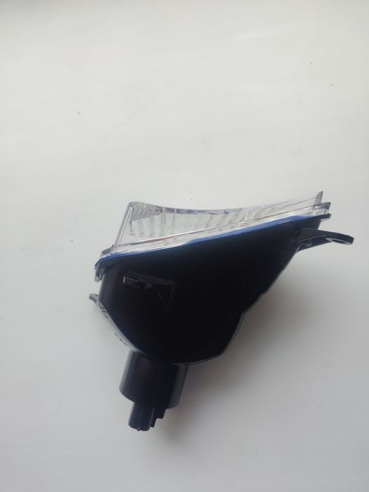 Поворотник на Toyota Avalon