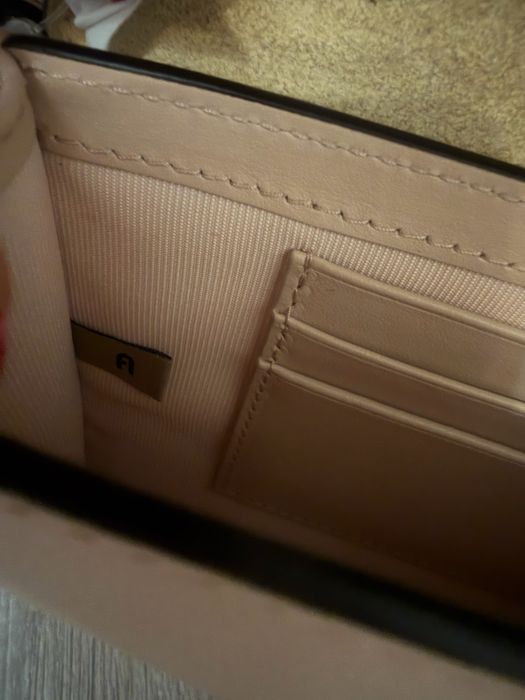 Дамска чанта Furla естествена  кожа и велур в небесно синьо, и цвят праскова