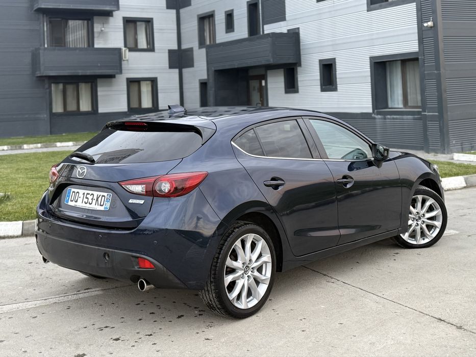 Mazda 3 2016 SkyActive-Diesel -Headup Display-Bose-