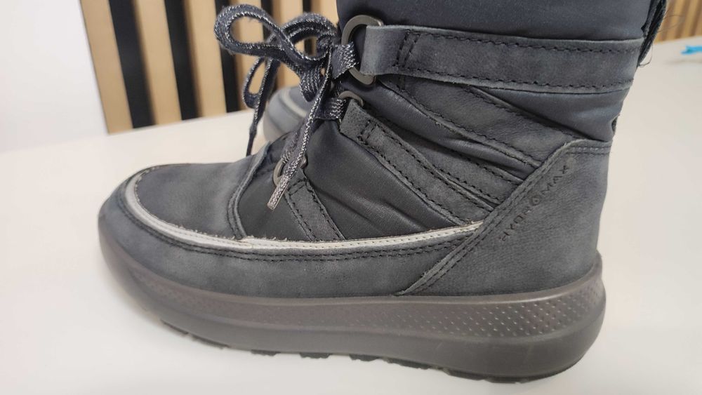 Ecco Ghete copii,piele naturala,impermeabile ,imblanite,marime EU 30