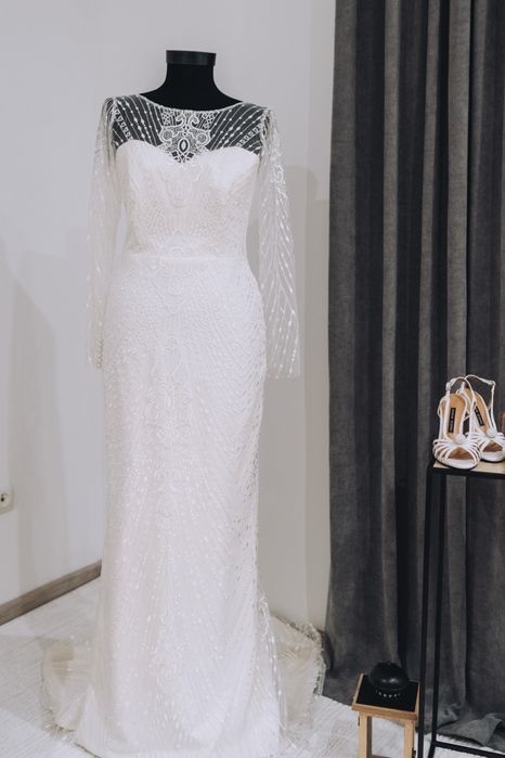 Rochie de mireasa tip sirenă mărimea S + voal