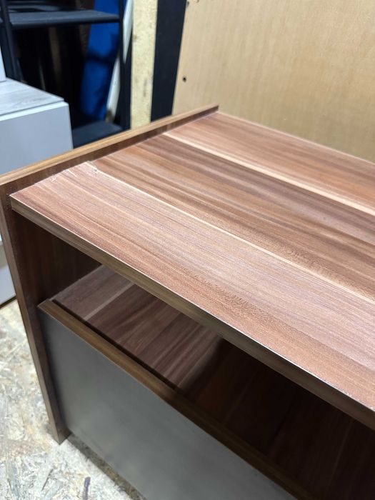 Comoda 1,52 m cu usi si rafturi de depozitare; Comoda TV pentru living