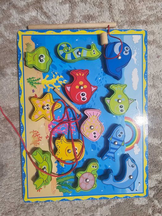 Карусель игрушек листайте