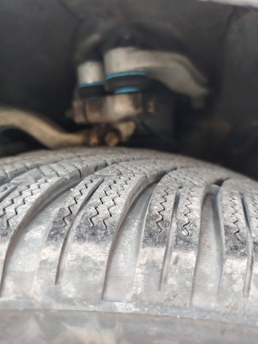 Audi A6 allroad, Десен волан