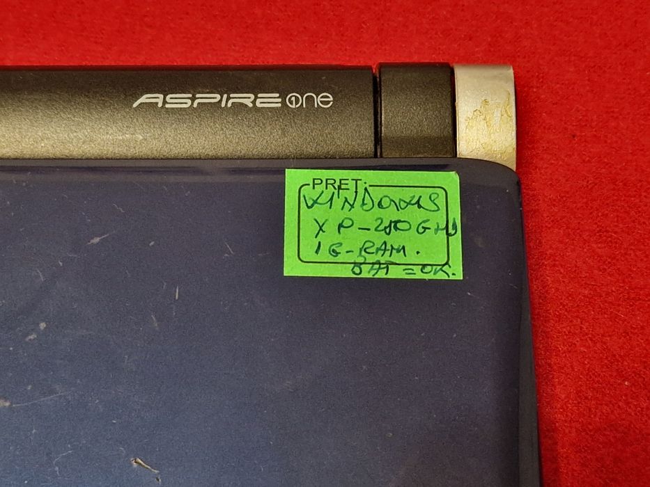 Laptop Acer perfect funcțional