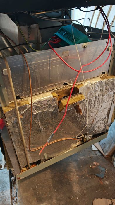 Готварска печка с котлони за каравана Country leisure - caprice 2020