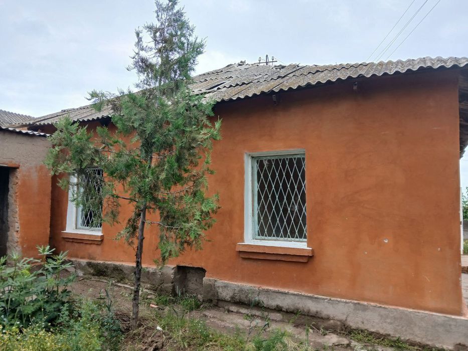 Srochni uy sotiladi kelishamiza