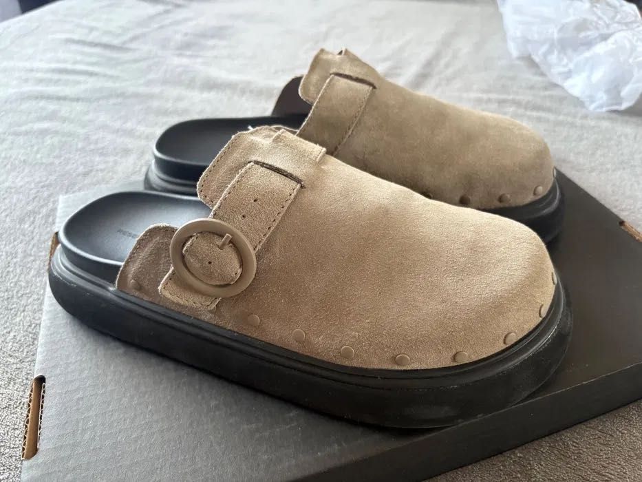 Чехли с дебела подметка