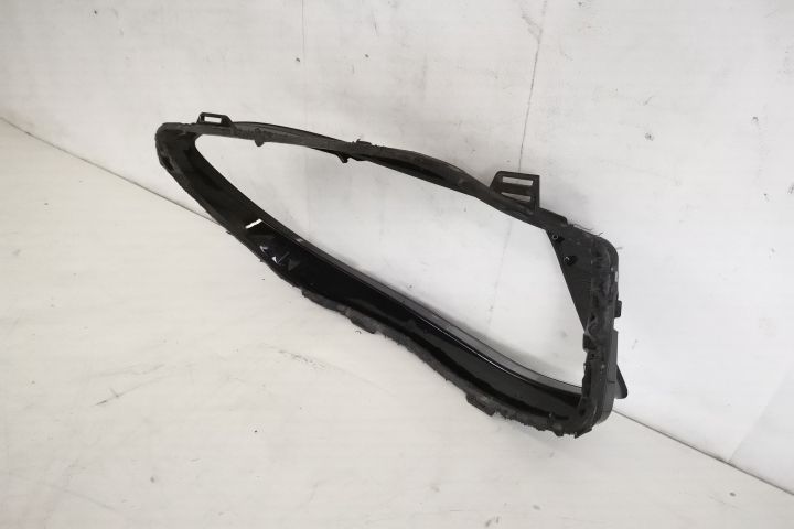 Оригинално Ляво Стъкло За Фар В Добро Състояние ГАРАНТИРАМЕ МОНТАЖ Мер