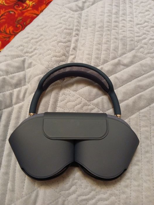 Air Pods Max 1 midnight