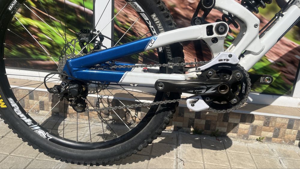 Rocky Mountain pro flatline/26/M