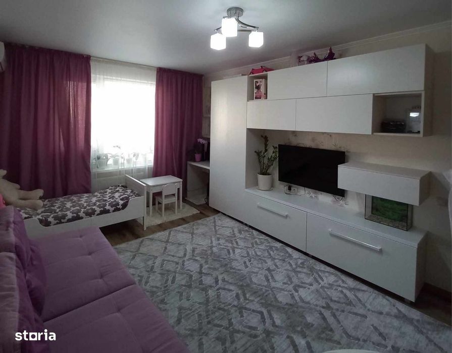 Garsoniera de inchiriat in zona Jiului