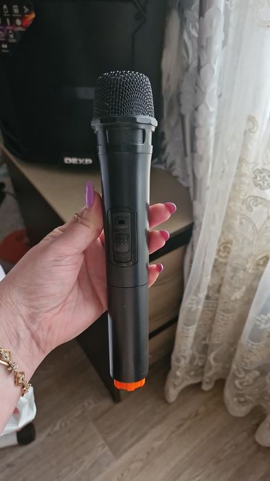 Музыкальная колонка