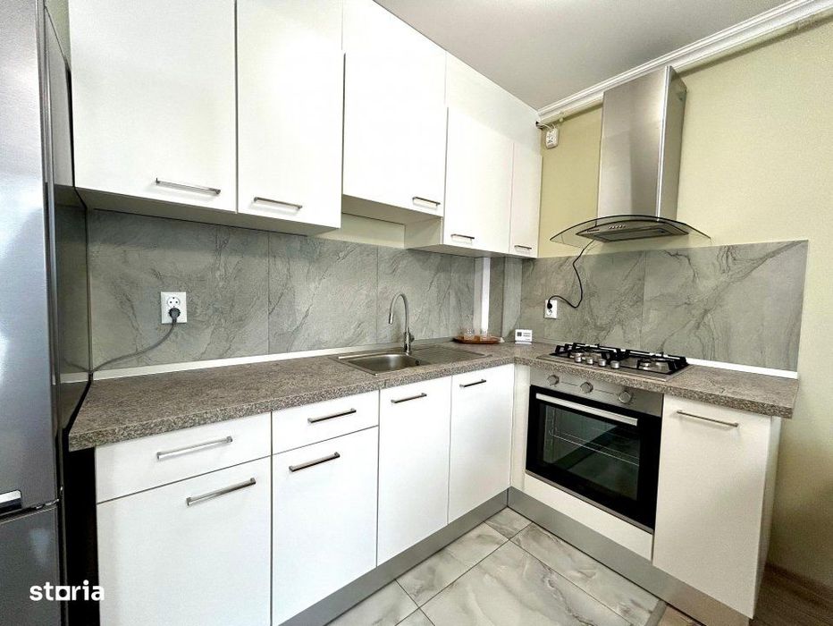 Apartament 2 camere, parcare, strada Cetatii-Floresti