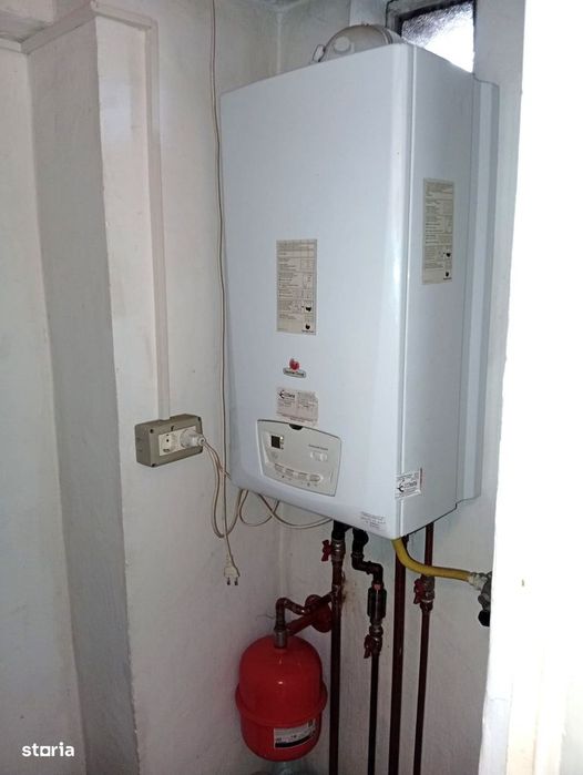 Apartament 4 camere in Micalaca 300 / la Supeco