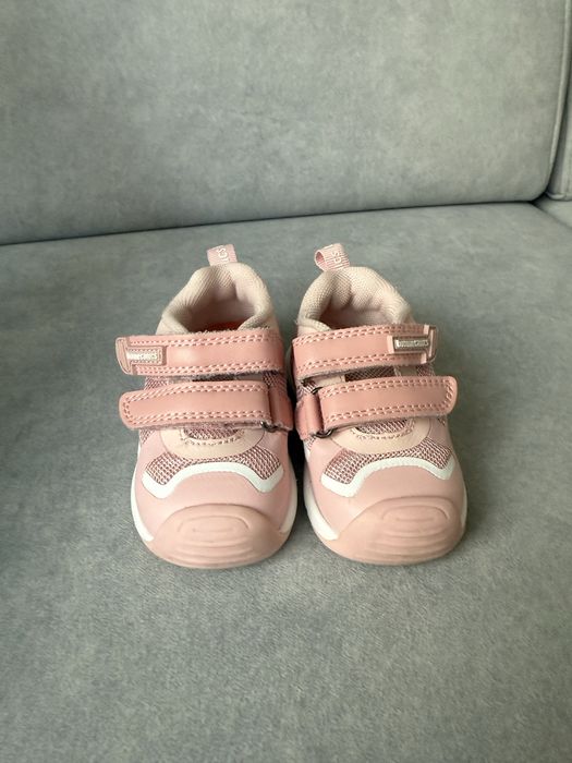 Бебешки маратонки Geox и Биомеханик