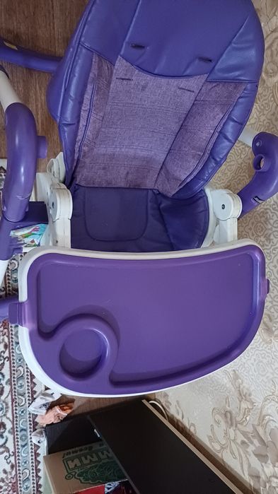 Стол для кормления