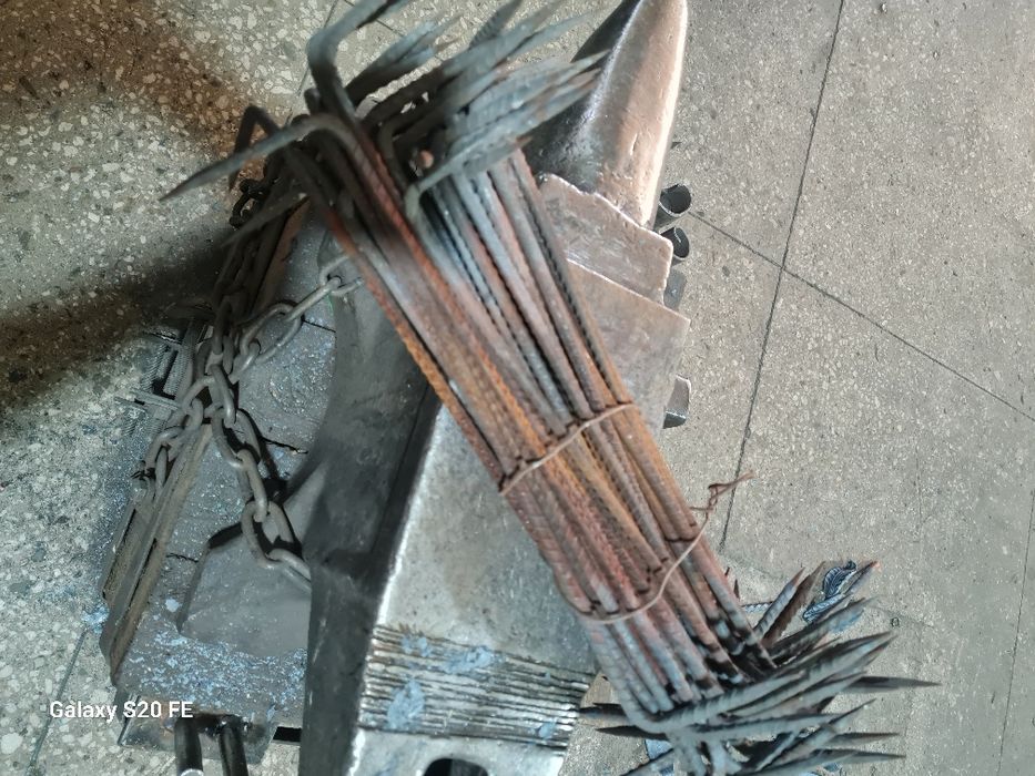 Скоба строительная