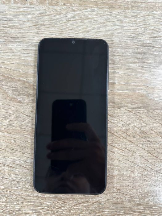 Redmi A2+  600 000 kelishiladi