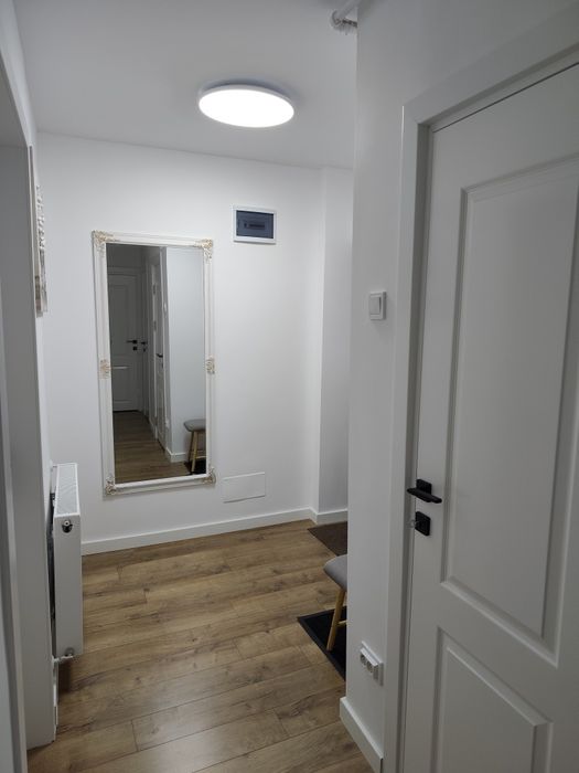 NOU! Închiriez apartament cu 3 camere