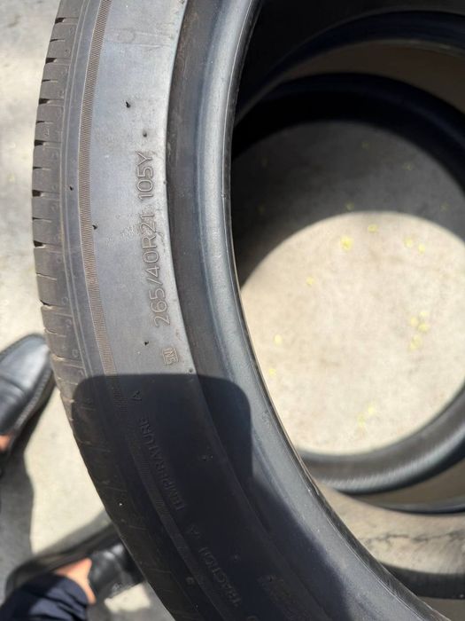 265/40/R21 hankook ion evo