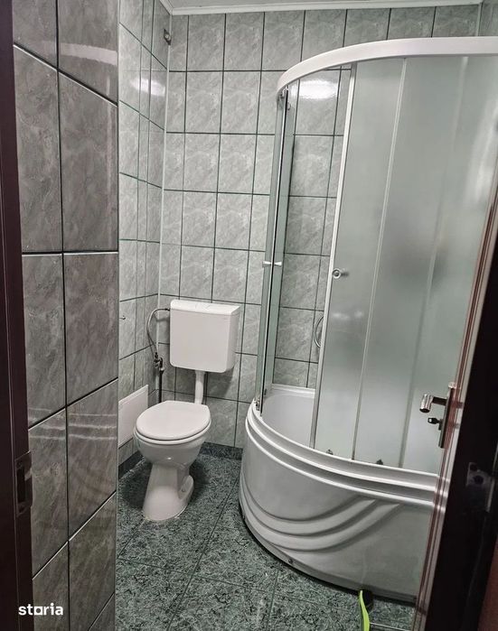 Apartament 3 camere de vanzare Gorjului
