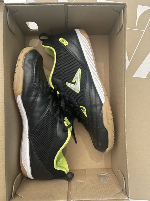 Бутсы на мальчика