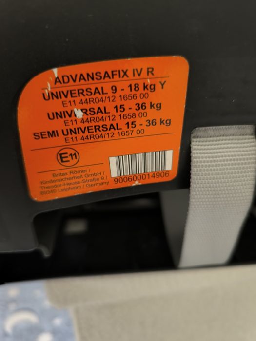 Продавам столче за кола Britax Romer- Advansafix IV R, 9-36 кг, с IsoFix