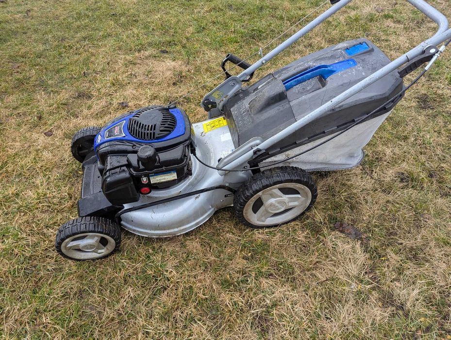 Masina de tuns iarba - Briggs&Stratton