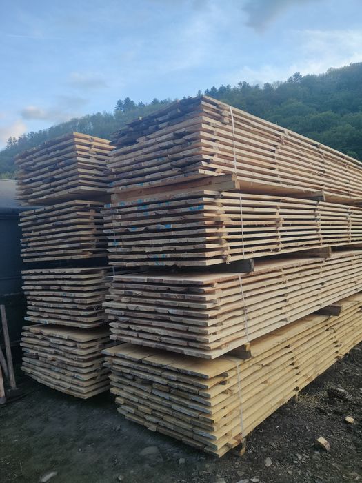210 евро дъски 260 евро  Дървен материал греди и ребра и Талпи Дъб и Ч