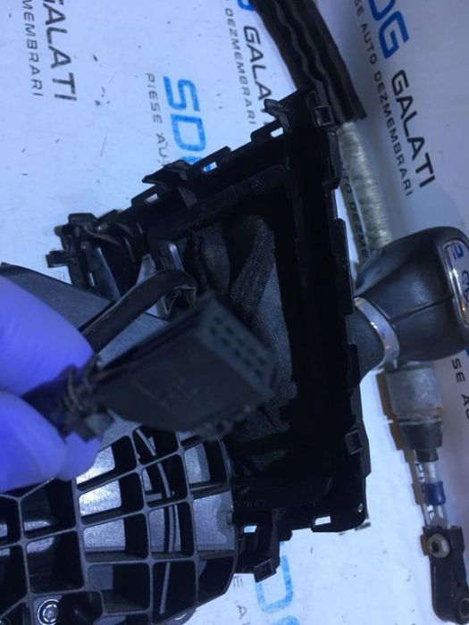 Timonerie Cutie Automata DSG Skoda Octavia 2 2004 - 2013 Cod Piesa : 5K2 713 025 B / 5K2713025B