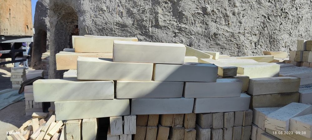 Падрашивка облицовочный гиштлар сотилади 630 сум