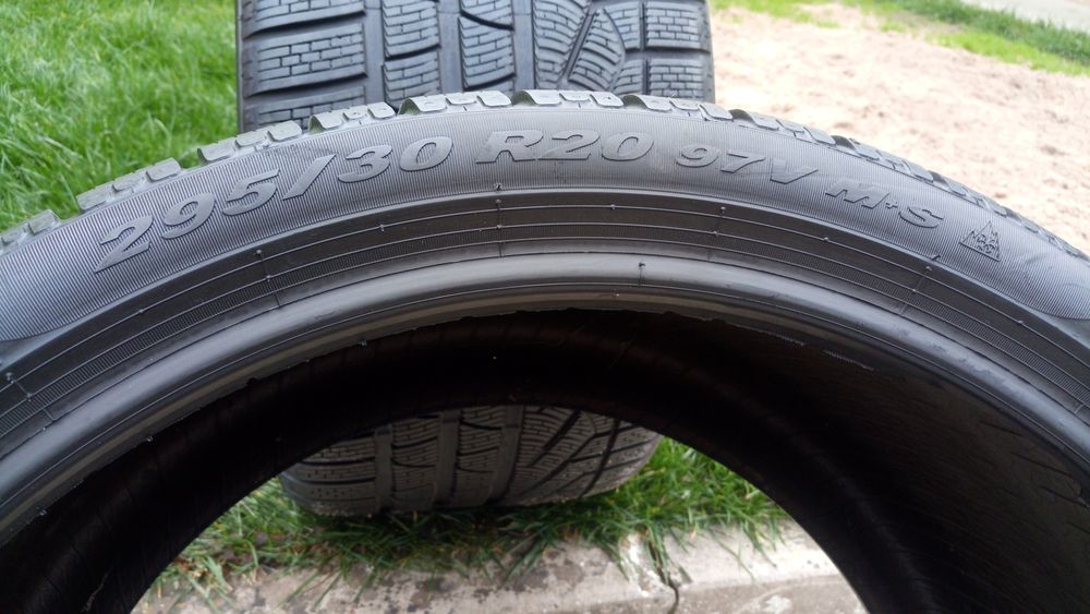 Anvelope 295 30 20