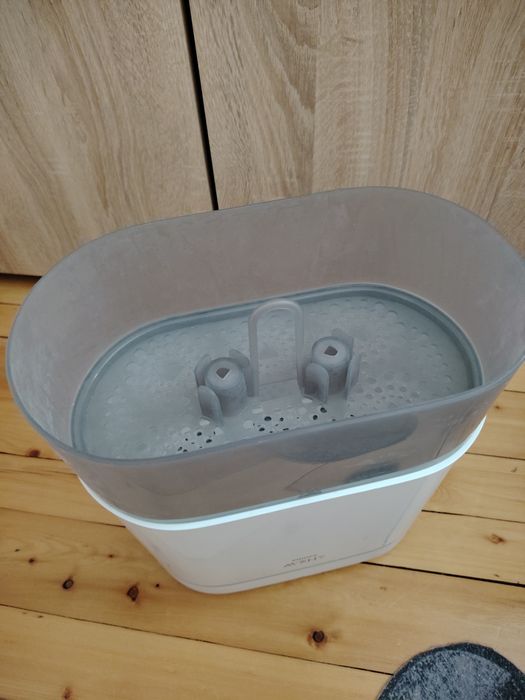 Philips Avent стерилизатор 4 в 1 

Използван

В отлично състояни