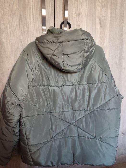 Ново дамско яке в маслиненозелен цвят