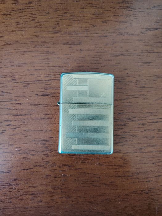 Bricheta Zippo 2011